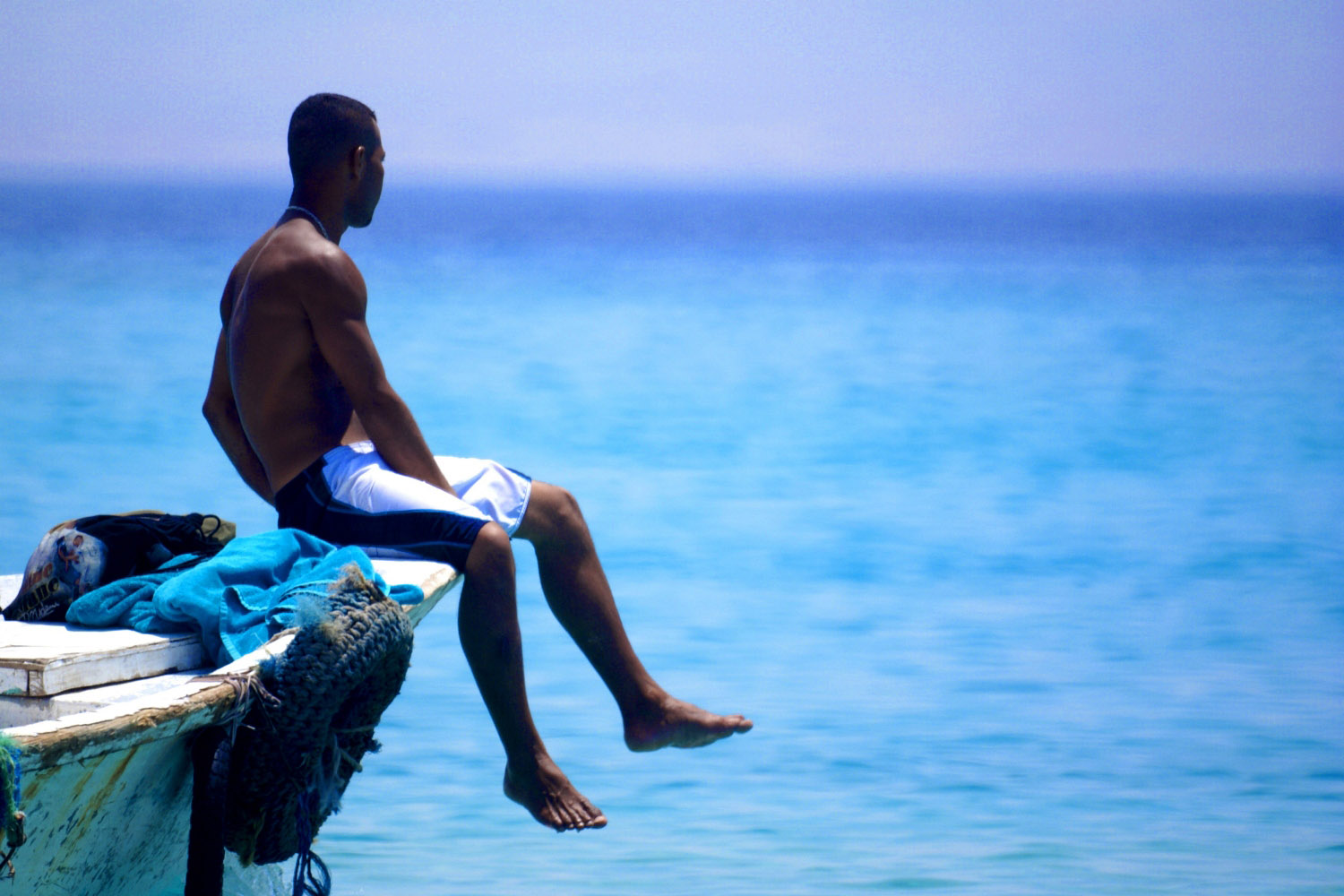 Fischerjunge-Rotes-Meet-Aegypten