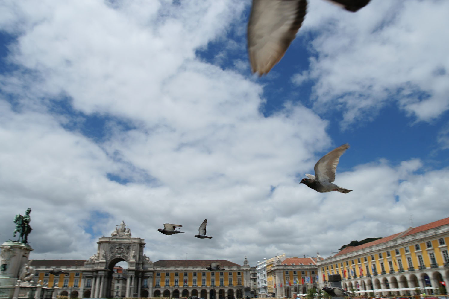 Platz-des-Handels-Lissabon-Portugal