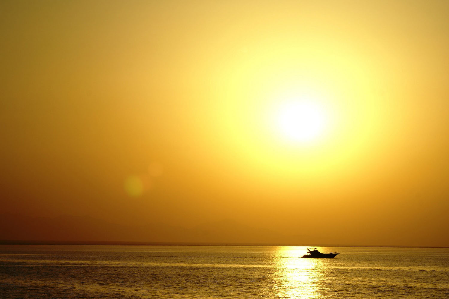 Abendstimmung-Rotes-Mees-Aegypten