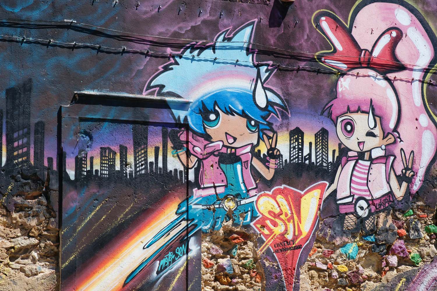 Graffitifiguren-Olhao-Portugal